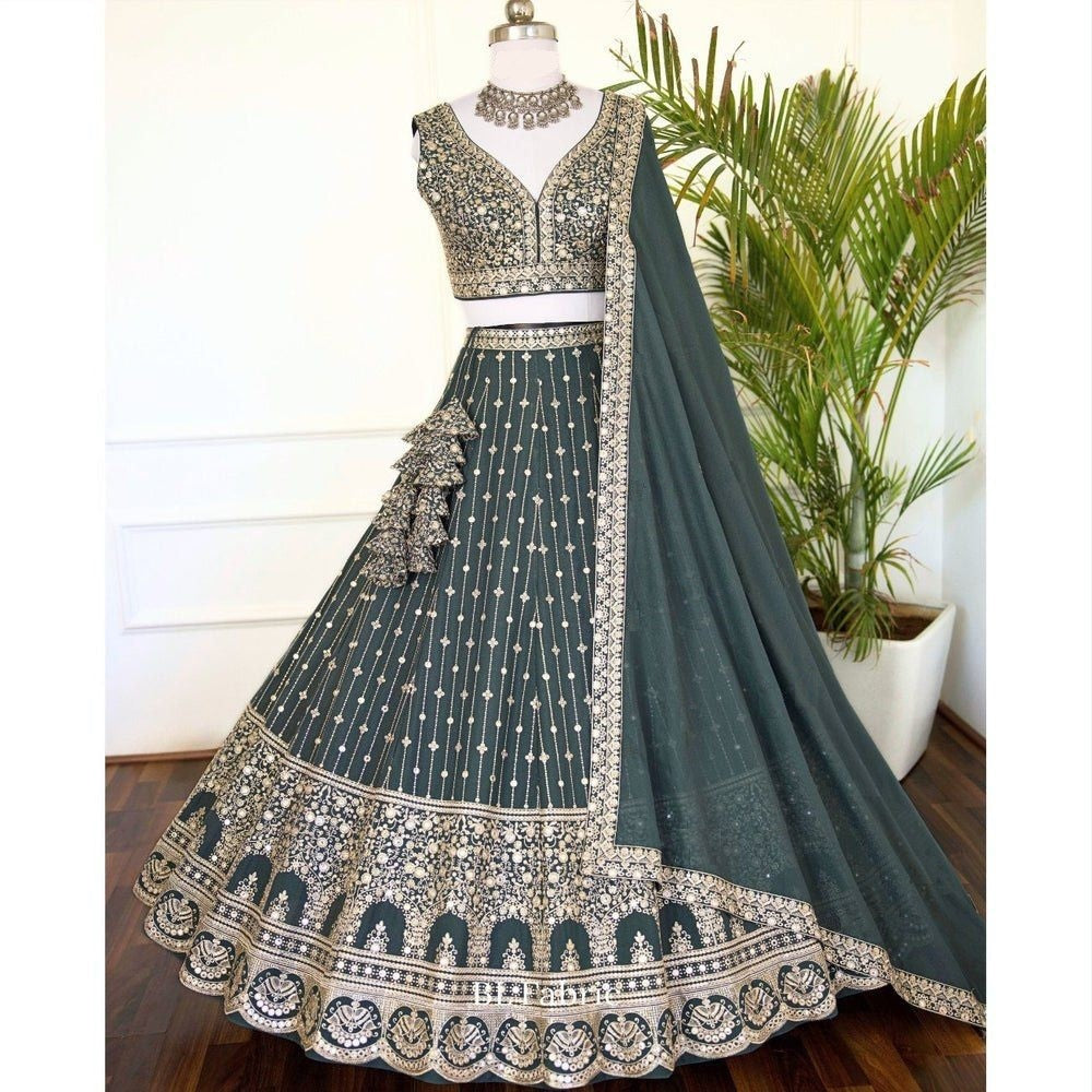 Buy Latest Collection of Designer Lehenga Choli