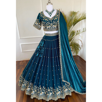 Women Designer Lehengas choli