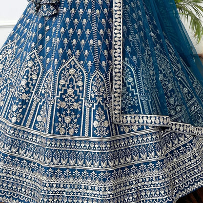 Women Designer Lehengas choli