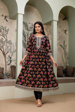 Buy Latest Designer Gowns For Women